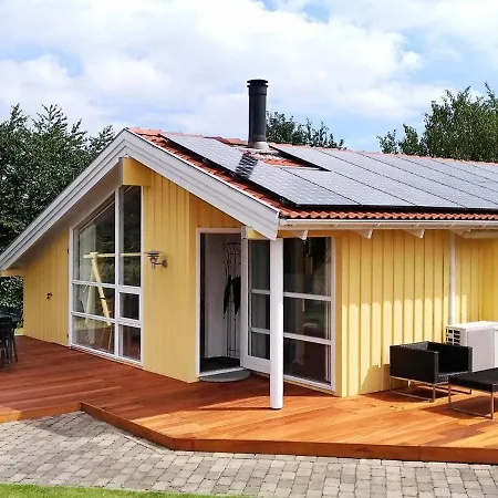 Holiday home Alluring Holiday In Juelsminde With Terrace *